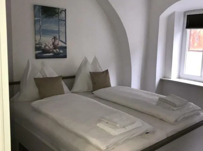 Kirchenwirt ゲストハウス バート・イシュル