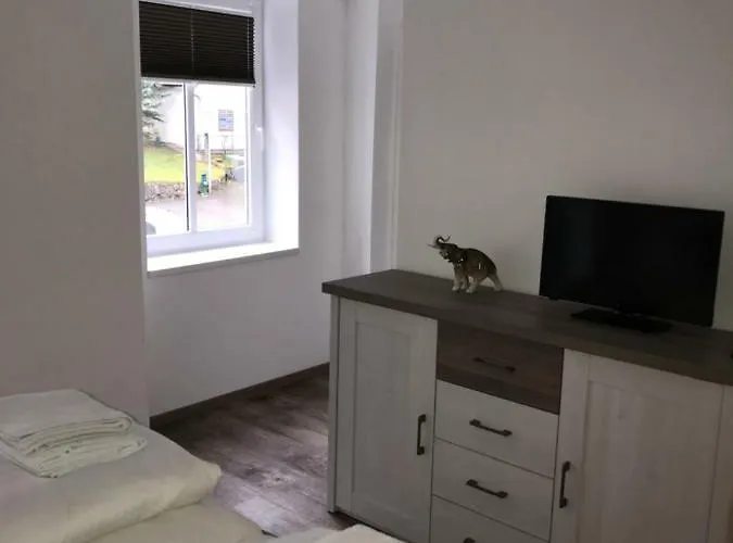 ゲストハウス Kirchenwirt 3*