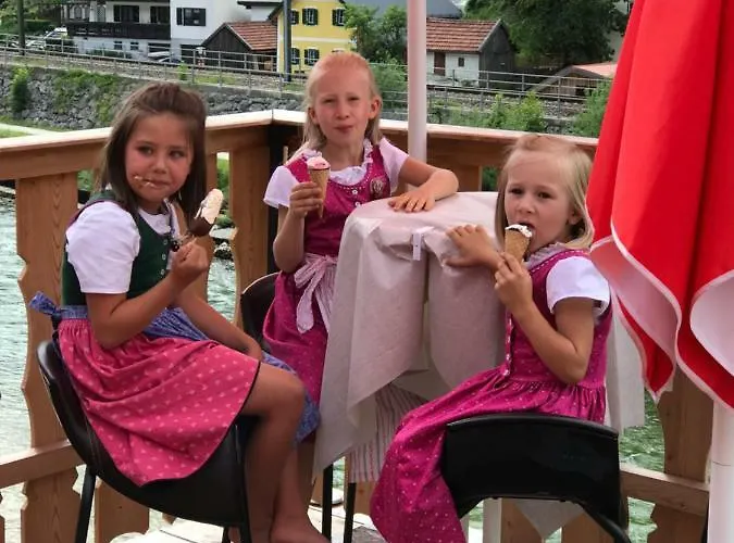 Kirchenwirt Vendégház