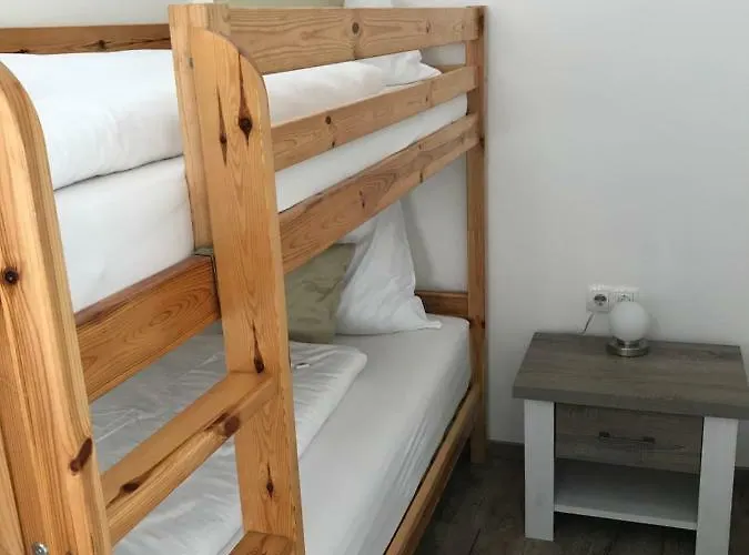 Kirchenwirt ゲストハウス バート・イシュル